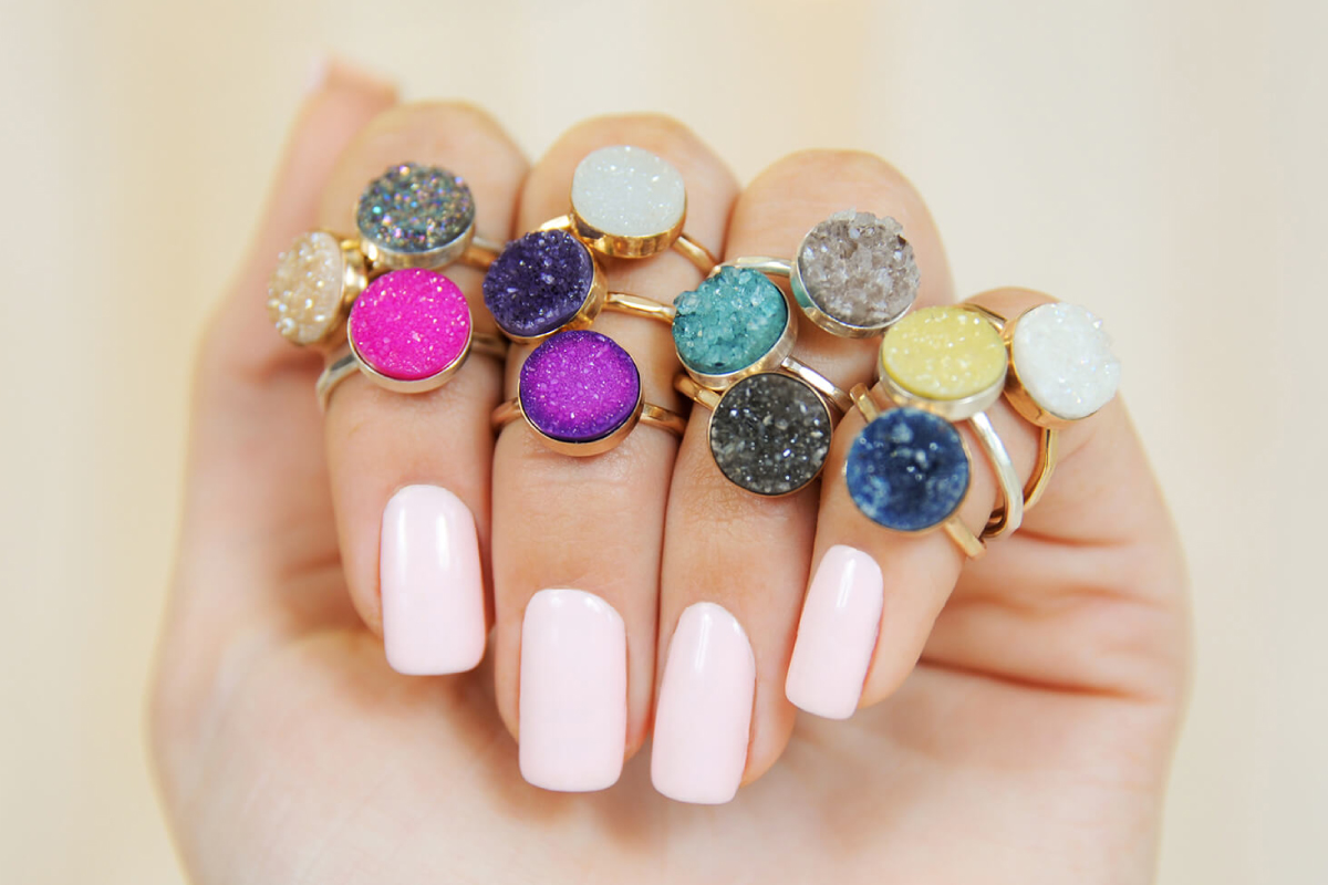 All You Need to know about the uses of druzy stones